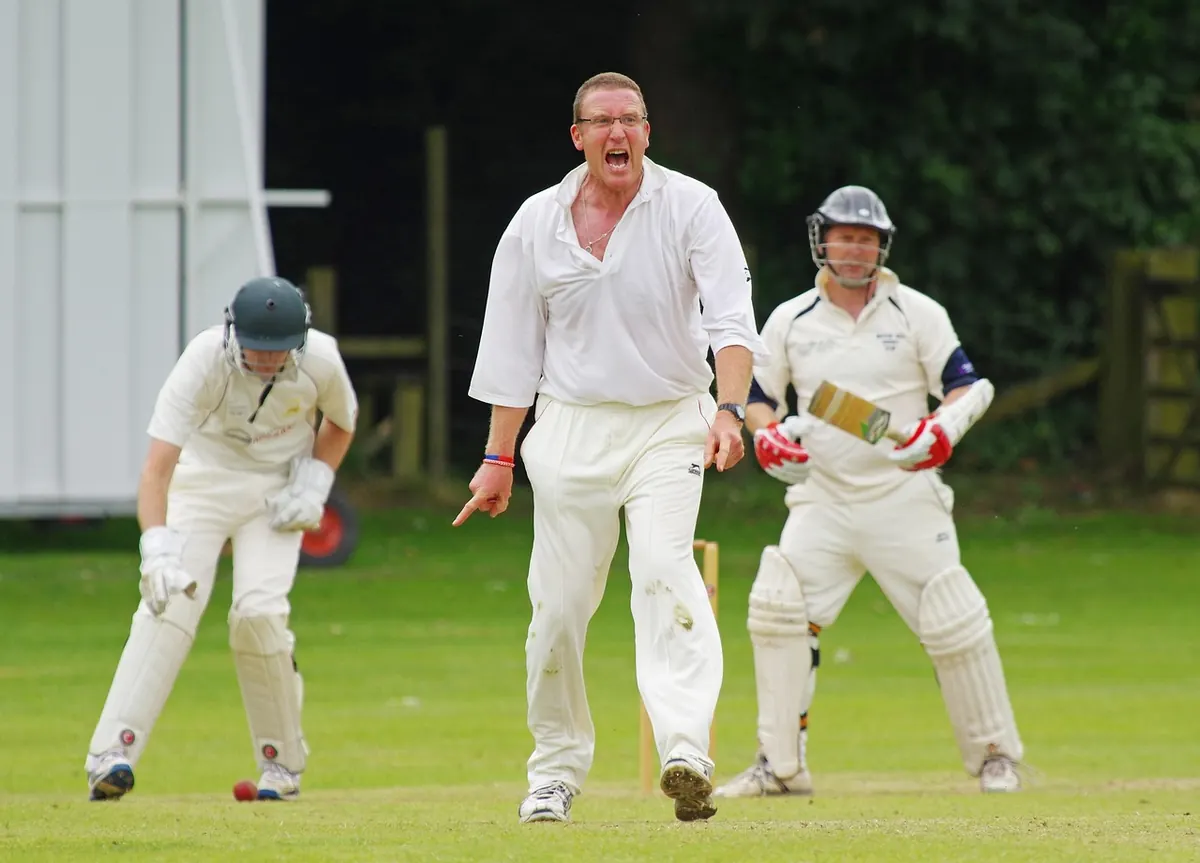 How to Bowl a Basic Off-Spin Delivery: Step-by-Step for Beginners
